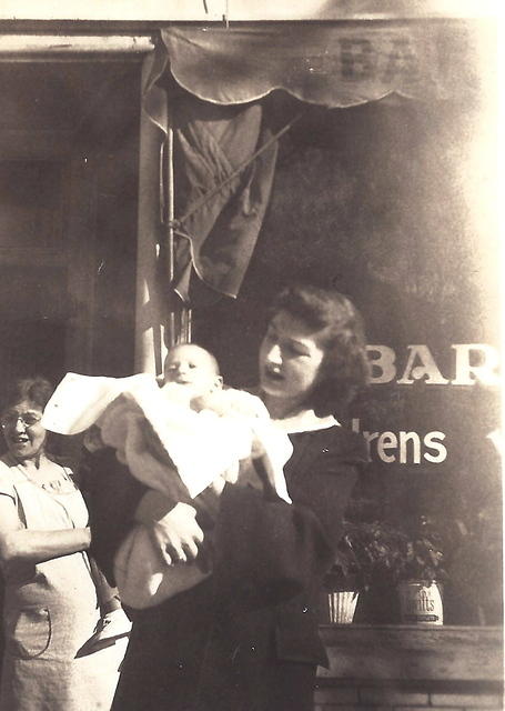 Esther Levinson w son Larry and Esther Portnoy (in the back on the left)