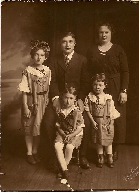 Sarah Baellow Dubin, Morris, Bala Komar Baellow, Milton, and Esther Baellow Levinson about 1920 (front)