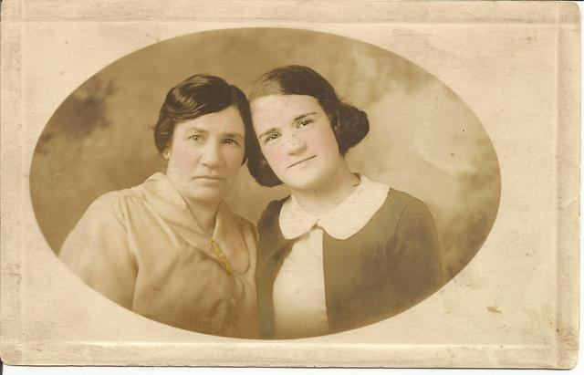 Sarah "Surka" Snyder Engleson & daughter, feb 16, 1921, front