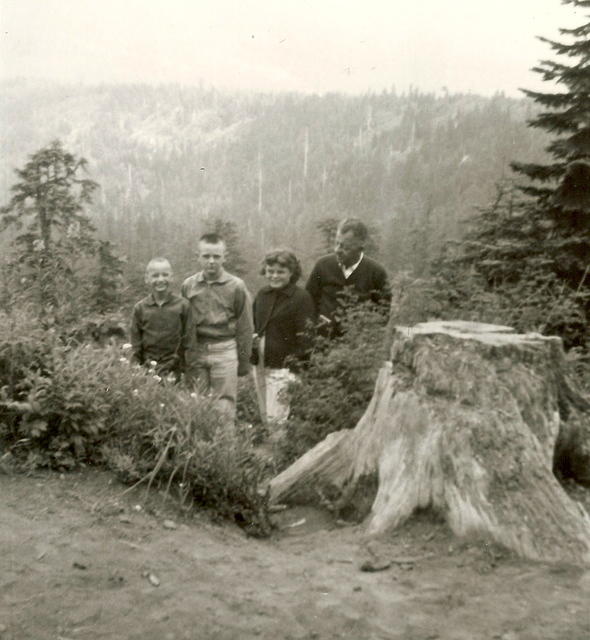 Steve and Lee Moore and Barbara Lewis with Robert Bogart in Portland