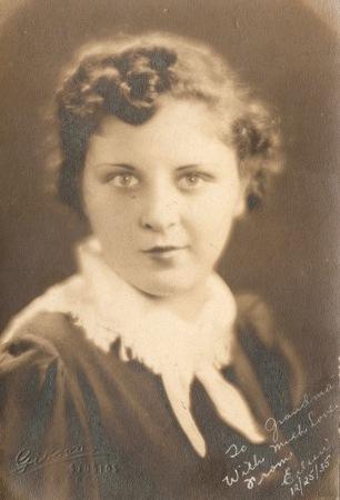 Eileen Goodman.  To Grandma, with much love from Eileen 12/25/35