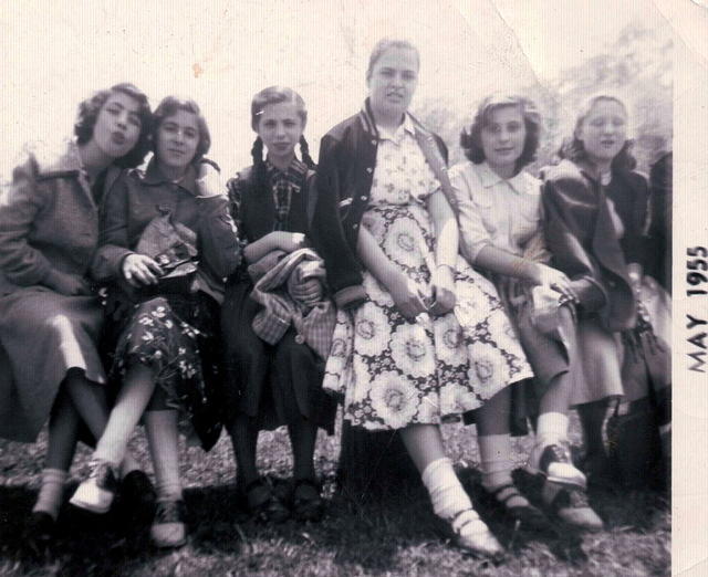 Friends from Beis Yaakov school, 1959