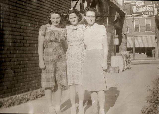 Edith (on left) with two friends in Kansas City.