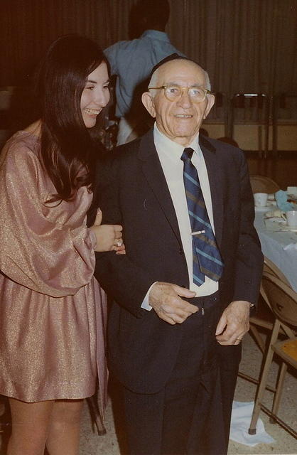 1969, 11/28 - Libby & Joey Needle's Wedding, Linda Clutz Cohn & Abe Cohn