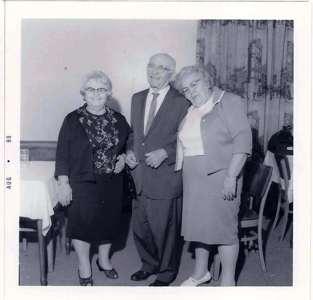 Rissel Cohn Ribakoff, Abe Cohn, Clara Chike Cohn Baellow, Aug 1969