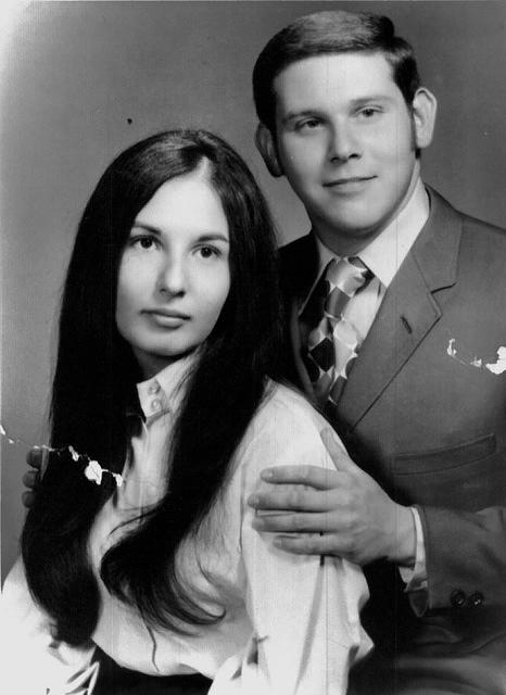 Linda Clutz and Les Cohn Engagement Picture