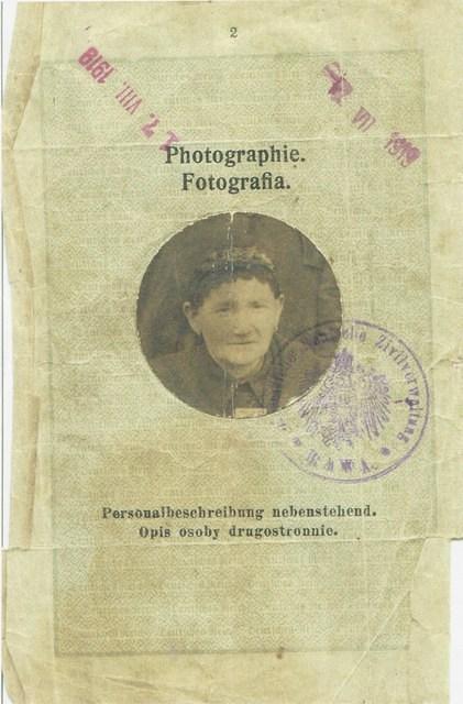 Miriam Yura Plotsky Passport, 1919