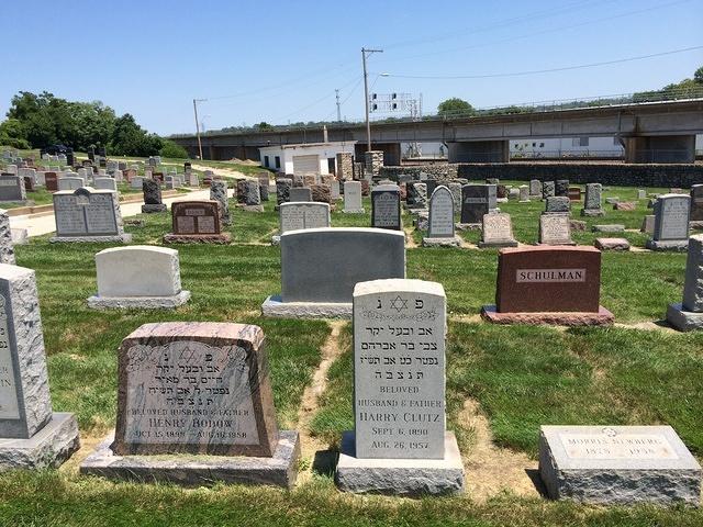 Harry Clutz Headstone