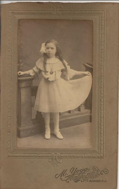 Unknown (Arnold Levine Family)