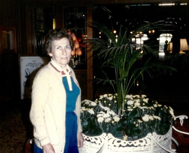 July 1986 - Thelma Hecht & Joe Magariel, Anthony's - San Diego, California.