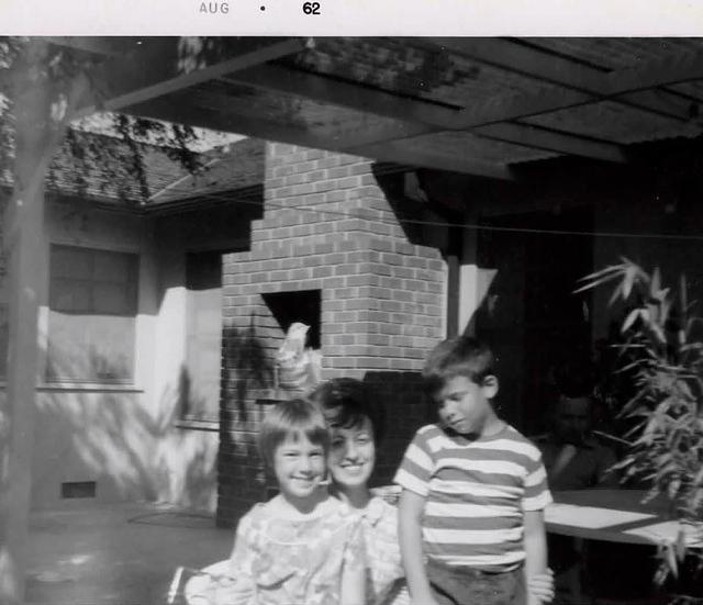 August 1962-Annette Raskin Shapiro, Livia Weisberger Raskin, and Ricky