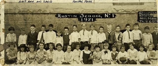 Anne Steinlauf Moskowitz and Dave Steinlauf, Houston School 1921