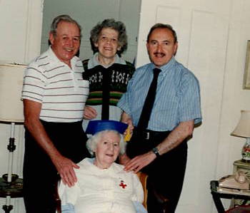 ?, Freda Fritzi Schuman Dougall, Ellis Schuman,  Sarah Steinlauf Schuman