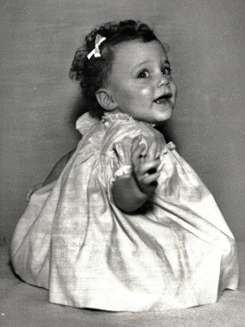 Shelley Rose Steinlauf Sultan, Jan 1955 (8 months)