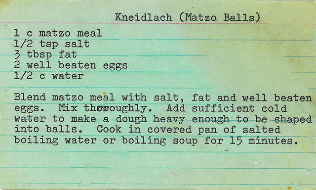 Kneidlach (Matzo Balls)