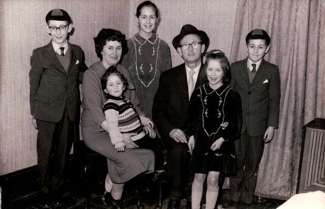 Chaim Bleier, Rachel "Rupche", Naftali on her lap, Sarah Fischer, Yitzchak, Esther Shlesinger, Shiah Bleier