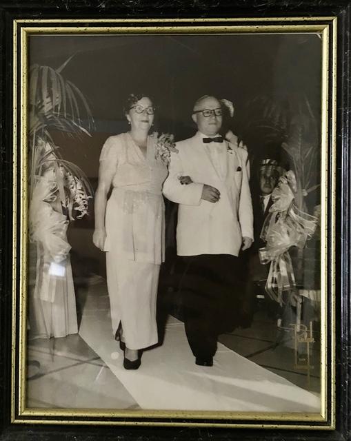 Leona Yellen Raskin and Arthur Raskin at Joe Raskin's wedding