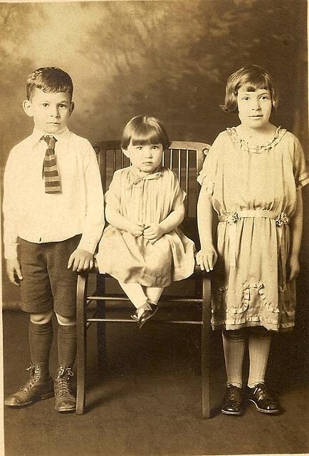 Louis, Eva, & Fannie Cohn, 1925.  See Notes.