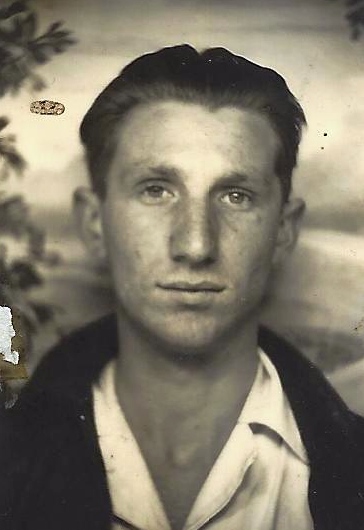 Unknown (Sammy Cohen Family)