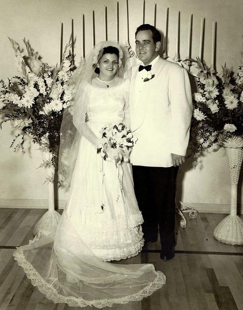 Helen Ribakoff & Joe Kujavski wedding portrait