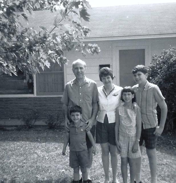 Max and Bertie Cohn Levin with Lesley, Janet, and Louis