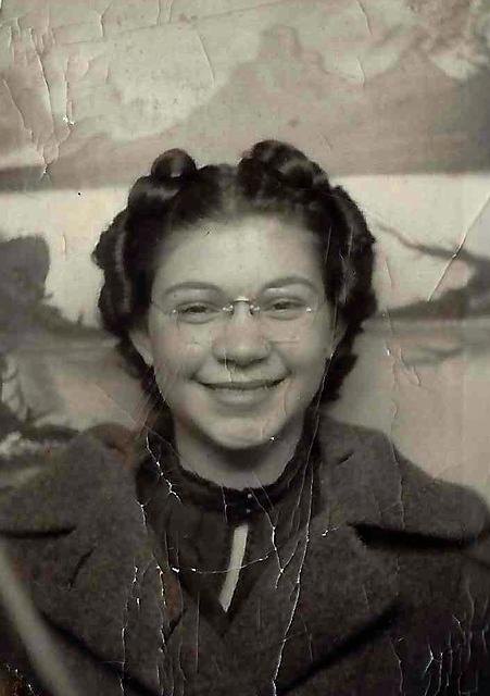 Eva Cohn Tulchinsky, 1939