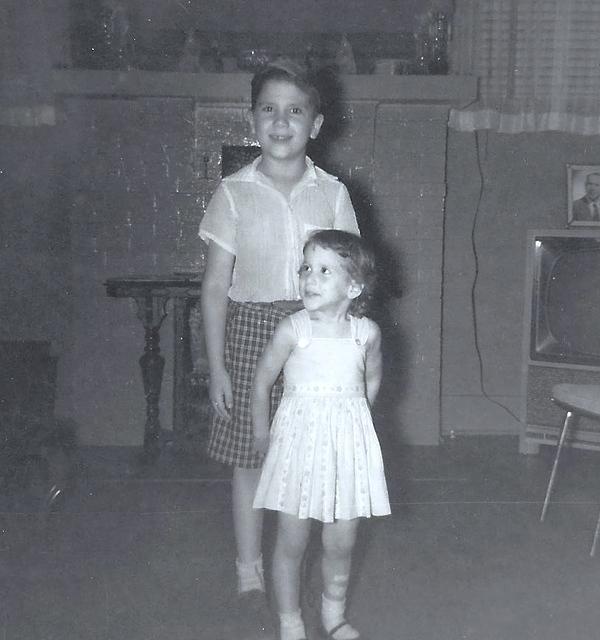 Lesley and Janet Yocheved Levin Pack, July 15, 1959