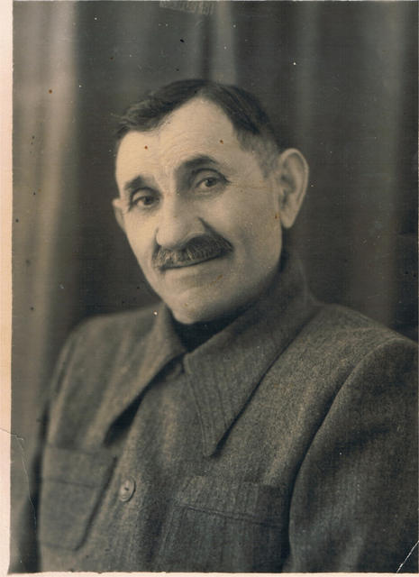 Shimon David Shoikhet Choikhit - Chava's father