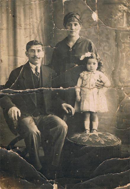 Zalman and Rochelle Choikhit and daughter Anette Muriel, or Vevette