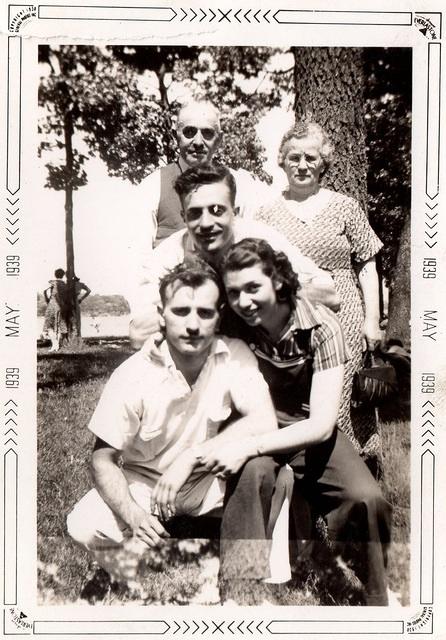 Julias and Rose Steinlauf Zaitz and his brother Sol Zaitz and parents Abram Zajec Zaitz and Sara Jelen Zaitz. May 1939