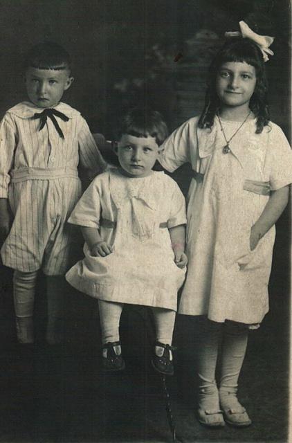 Milton Baellow, Esther Baellow Levinson, Sarah Baellow Dubin, 1918