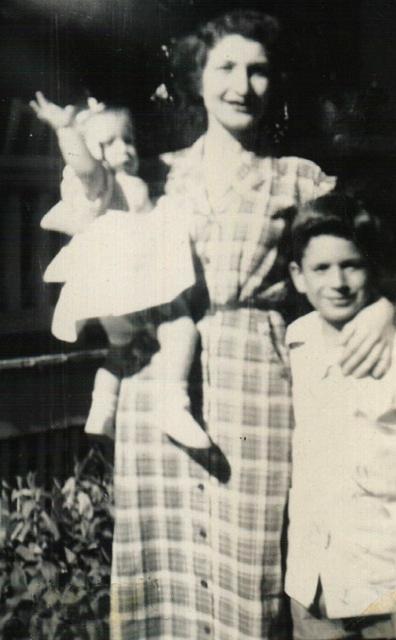 Esther Baellow Levinson with baby Rita Levinson Golding and Larry (front)