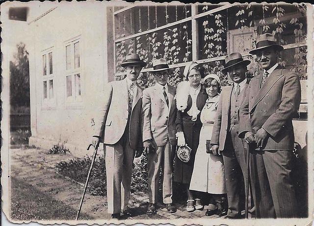 June 29, 1932 - L to R: friend, Rosza Bleier's husband, Rosza Bleier, friend, friend, friend.