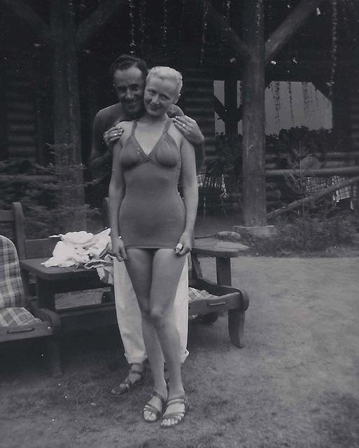 Bill and Violet Bleier Silvern, Hollywood Hills Hotel, Old Forge, NY, 1950