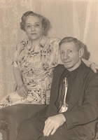 Jennie Herman Baellow and Abe Baellow. 1949