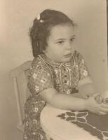 Tova Dubin Weltman. KC, MO 1943