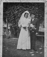 Rosza Rozy Rozi Rachel Bleier and Herman Hershel Danzinger wedding portrait (front)