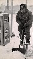 Dave David Steinlauf, Gas station, Bike Bicycle Unicycle