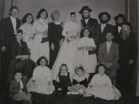 Joe Weiss, Draizy, Feigy, ivka ganz, Miriam Weiss Strolly, Volvie Strolly, Zaleg Obalander, Berrel Weiss, Shloima Weiss.  Middle Row: Zaleg's wife, Chaya Leah, Markus Weiss, Seated: Ganz boy, Weiss girl, Isaacle, ?, Chana Ganz