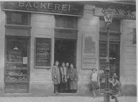 Karl Koppel Weiss Backerie Bakery, Vienna, Austria 1926.  See notes.