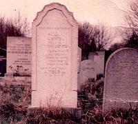 Yitzchak Yaakov Karl Koppel and Feiga Rosenfeld Weiss Headstone.  See notes.