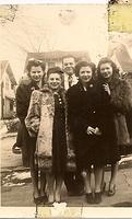 Annie Ruthstein (neighbor), Fannie Baellow Stolov, Louis, Fannie Cohn Cohen, and Eva Cohn Tulchinsky. 1942