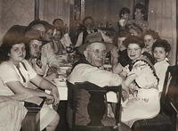 Pesach Passover First Seder Family Portrait. April 15, 1946.  See notes.