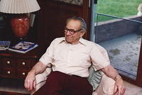 Louis Cohn (probably Father's Day) at Les & Linda's home