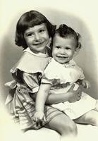 Linda Tulchinsky Siegel and Bari Tulchinsky Efron, Kansas City, 1953