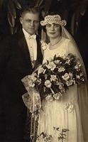 Harry and Betty Kamar Silverman wedding portrait South Dakota, 1924