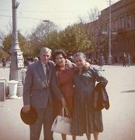 Shaya and Klara Balaban with Esther Baellow Wolfson. Moscow, 1963