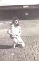 Fannie Baellow Stolov w Harla Lee Baellow Loving. Sept 7, 1941