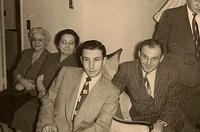 L to R: Mary Vosk Bogart Sporn, Anna Shabaskofsky Hecht, Allen, Alvin, Gene Hersh, 1950