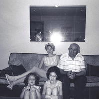 Abe Cohn with Linda, Bari, and Karen Tulchinsky